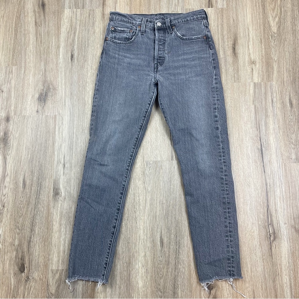 Levi’s 501 raw hem gray skinny jeans - Picture 3 of 12